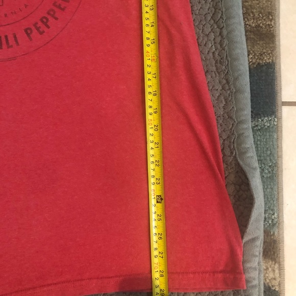 Size XL t-shirts. Red Hot Chili Peppers - Picture 2 of 2